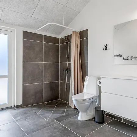 Holiday home Eino - 30m From The Sea By Interhome *